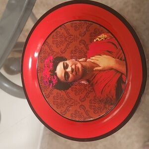 Small 41/2"×41/2" laquered Frieda Kahlo plate